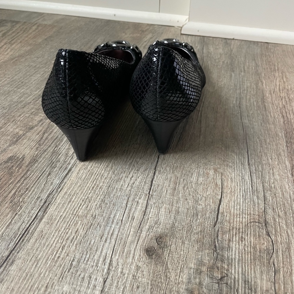 Calvin Klein Metallic Python Black Wedge - image 4